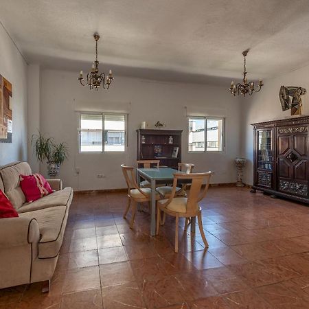 Wide And Traditional- 2Bd 1Bth- Gavidia Sevilha Exterior foto