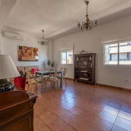 Wide And Traditional- 2Bd 1Bth- Gavidia Sevilha Exterior foto