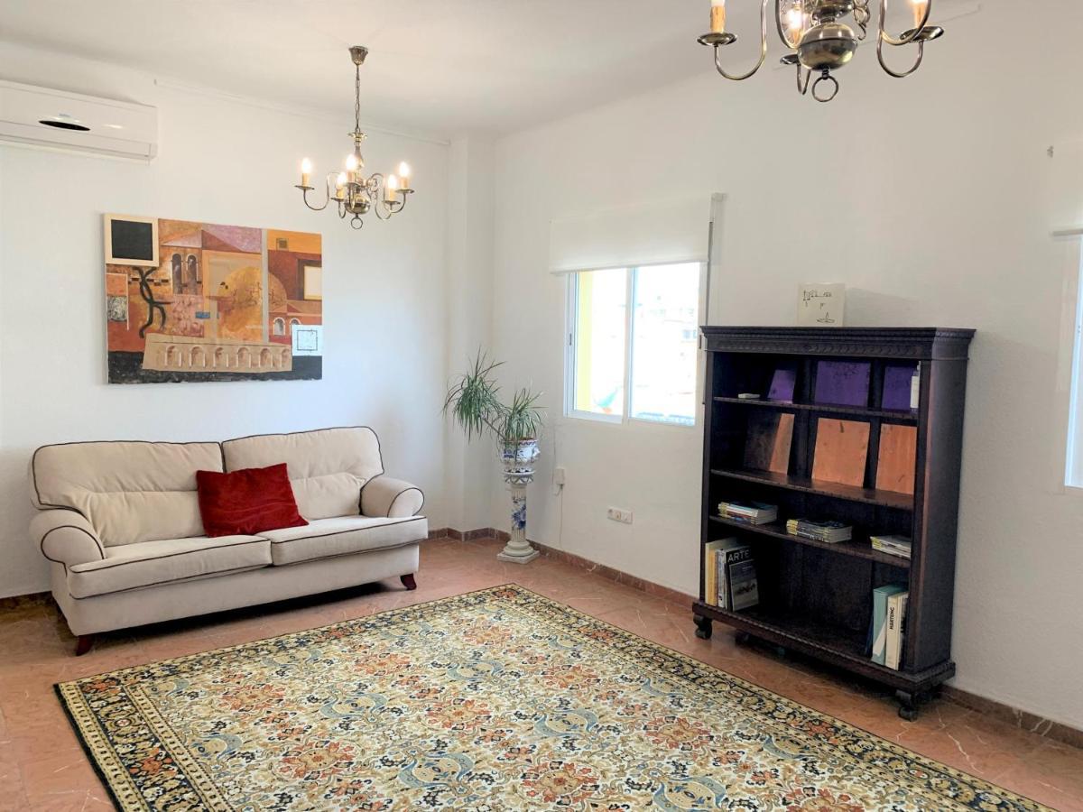 Wide And Traditional- 2Bd 1Bth- Gavidia Sevilha Exterior foto
